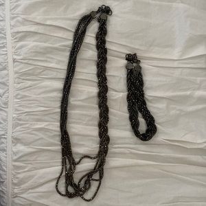 Necklace set